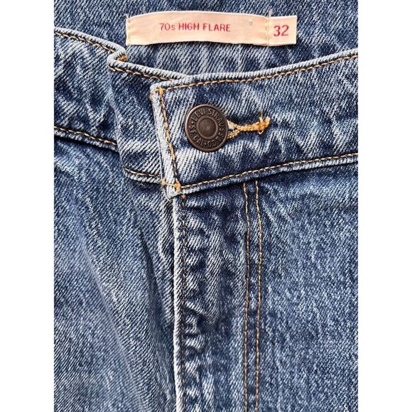 NWT Levi's Premium 70’s High Flare Jeans in Sonoma Walks - Light Wash, Size 32 - Picture 7 of 16